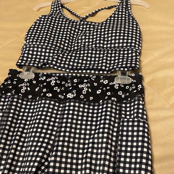 Checked Black & White Two Piece Athletic Works Top and Pants - Picture 11 of 15